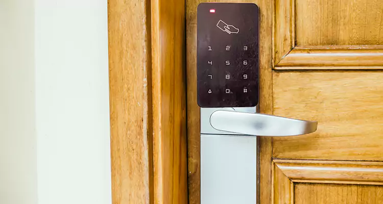 Keyless Hotel Door Locks Repair in Eustis, FL