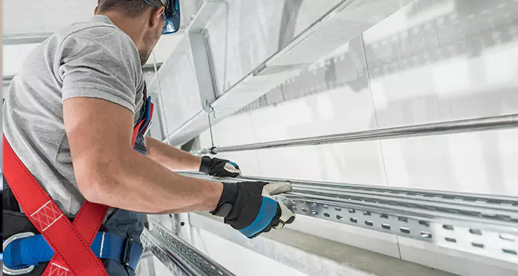 Glass Balcony Railing Replacement in Eustis, FL